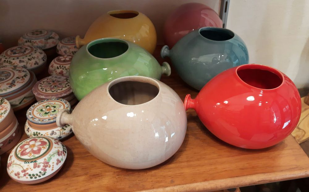 porta vaso in ceramica